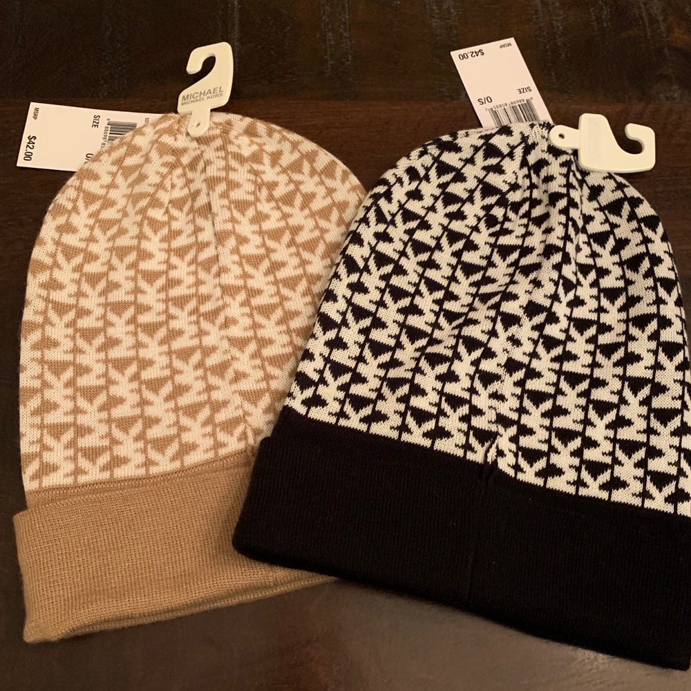 Michael Kors (2 pieces included)